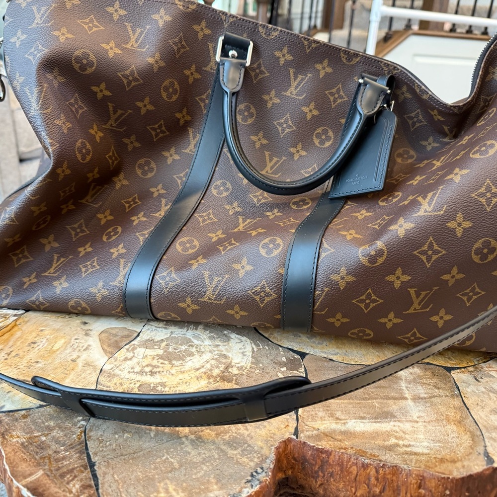 Louis Vuitton keepall 55 Monogram Duffel Bag in Brown and Black 2024